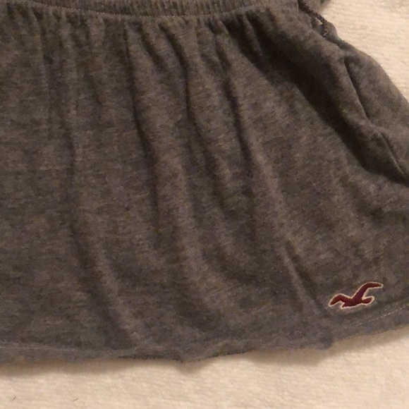 Gently worn Vintage Hollister gray ruffle camisole. Very Good condition. Xsmall - Picture 4 of 8